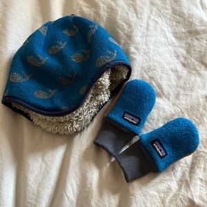 Baby Patagonia Winter Set, hat and gloves